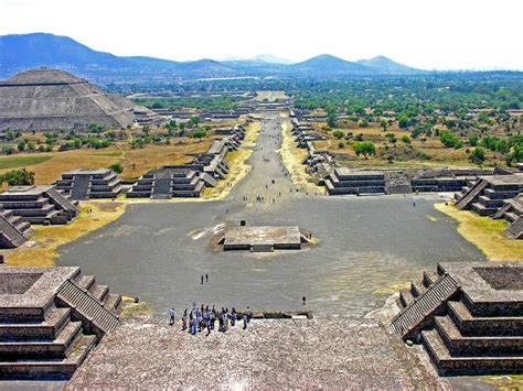  Teotihuacan Şehrinin Dönüşümü: Maya Uygarlığı ile Güneybatı Meksika İlişkilerinin Yeni Bir Dönem